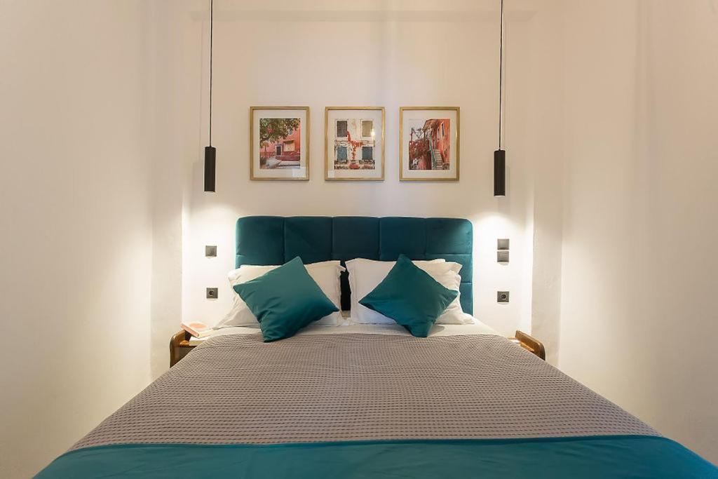 Corfu  Deluxe Town Hall Square Flat In Historical Center 2 מראה חיצוני תמונה
