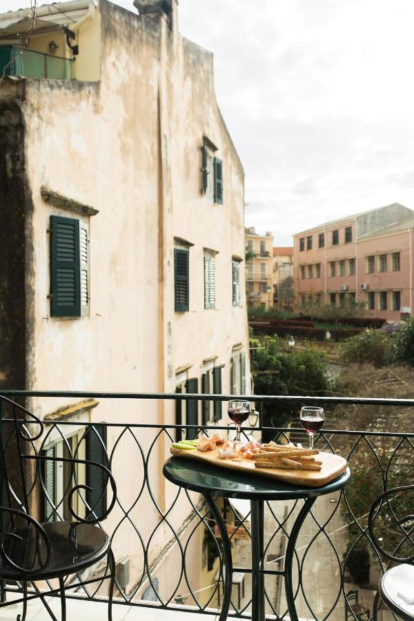Corfu  Deluxe Town Hall Square Flat In Historical Center 2 מראה חיצוני תמונה