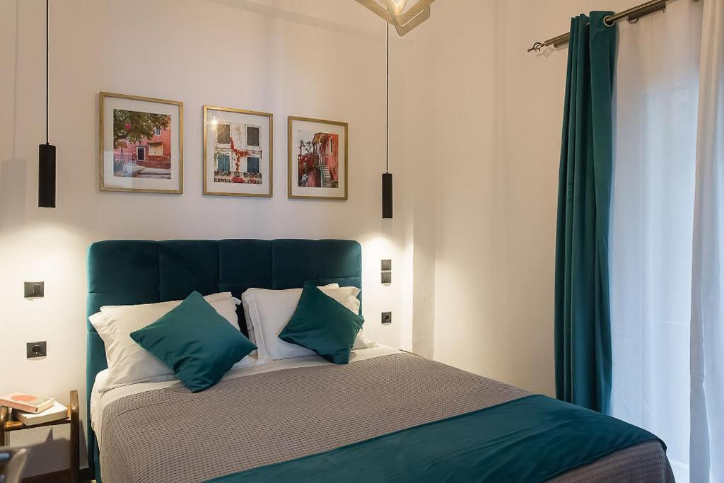 Corfu  Deluxe Town Hall Square Flat In Historical Center 2 מראה חיצוני תמונה